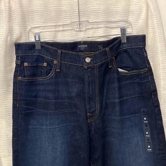 Lucky Brand 181 Relaxed Jeans with 2 Way Stretch
Size 36x30 - Picture 1 of 8